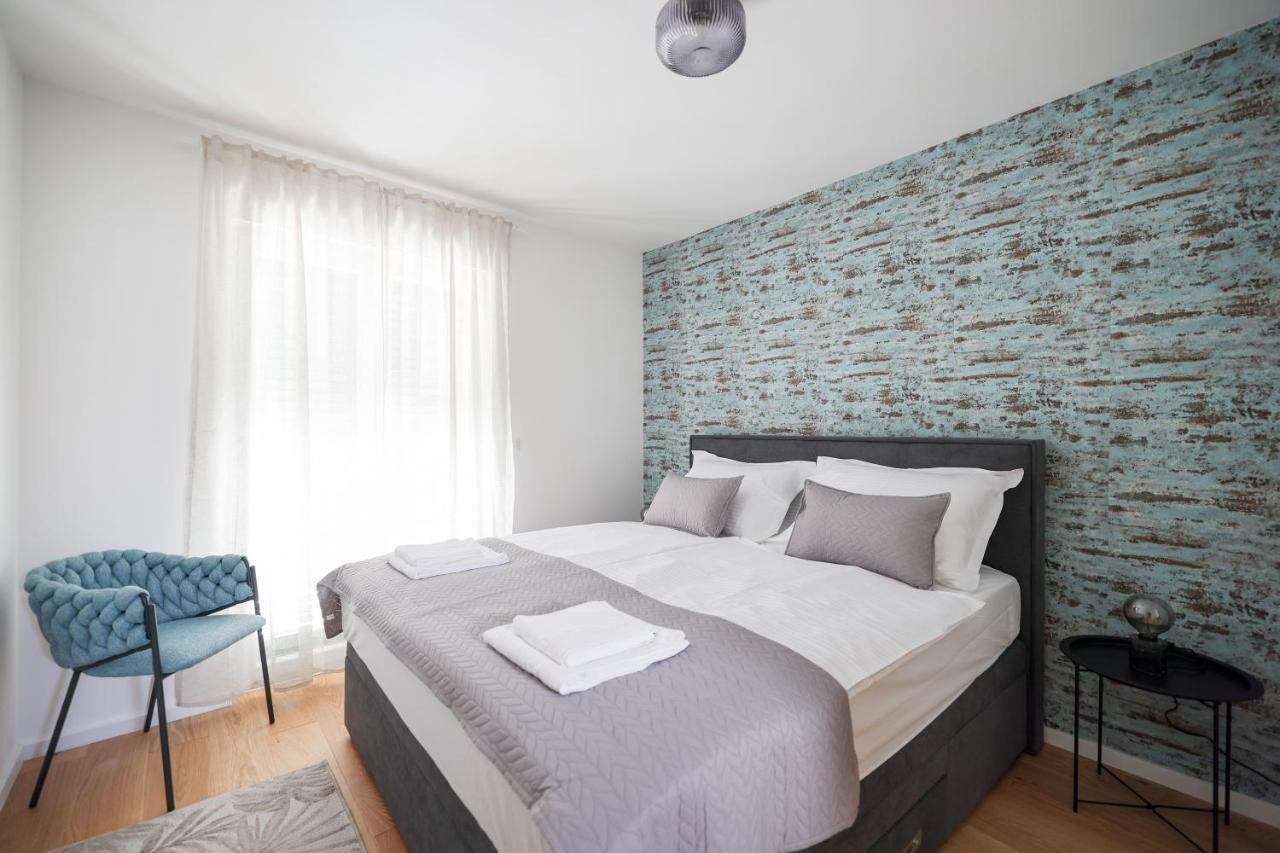 Apartments Mila Sveti Filip i Jakov Luaran gambar